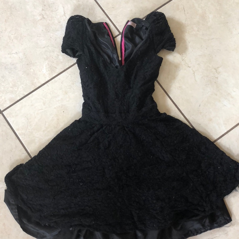Black lace dress! Never worn!!